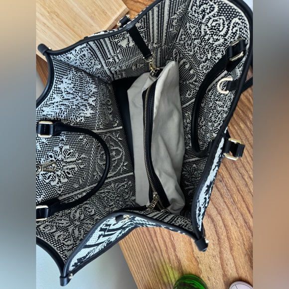 Viola Castellani Italian Leather Woven Tote Bag | Made in Italy - Picture 5 of 12